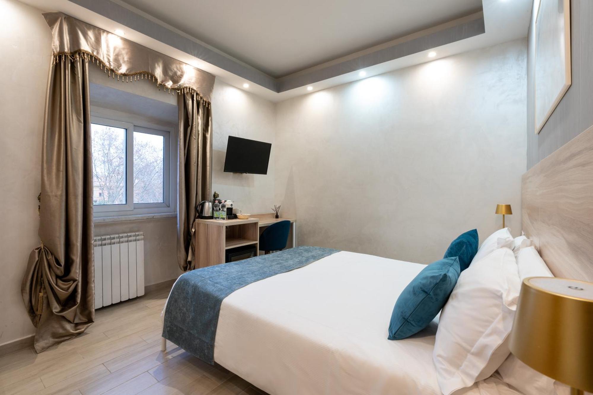 Leone D'Oro Guesthouse - Close To Piazza Vittorio Roma Dış mekan fotoğraf